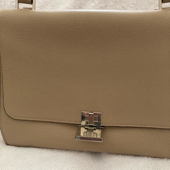 Celine Trapeze Handbag - Picture 10 of 11